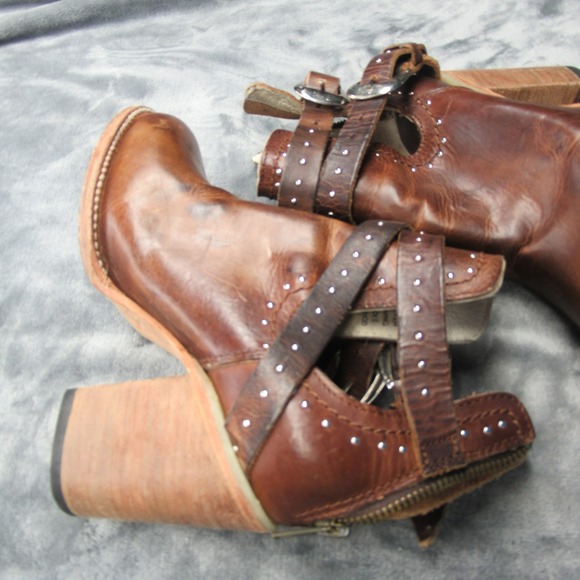 Freebird Womens‎ Boots 6 Rainbow Brown Western Studded Leather Ankle Booties - Picture 7 of 16